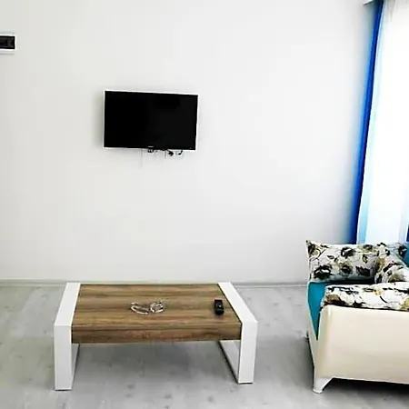Mavi Butik Cesme